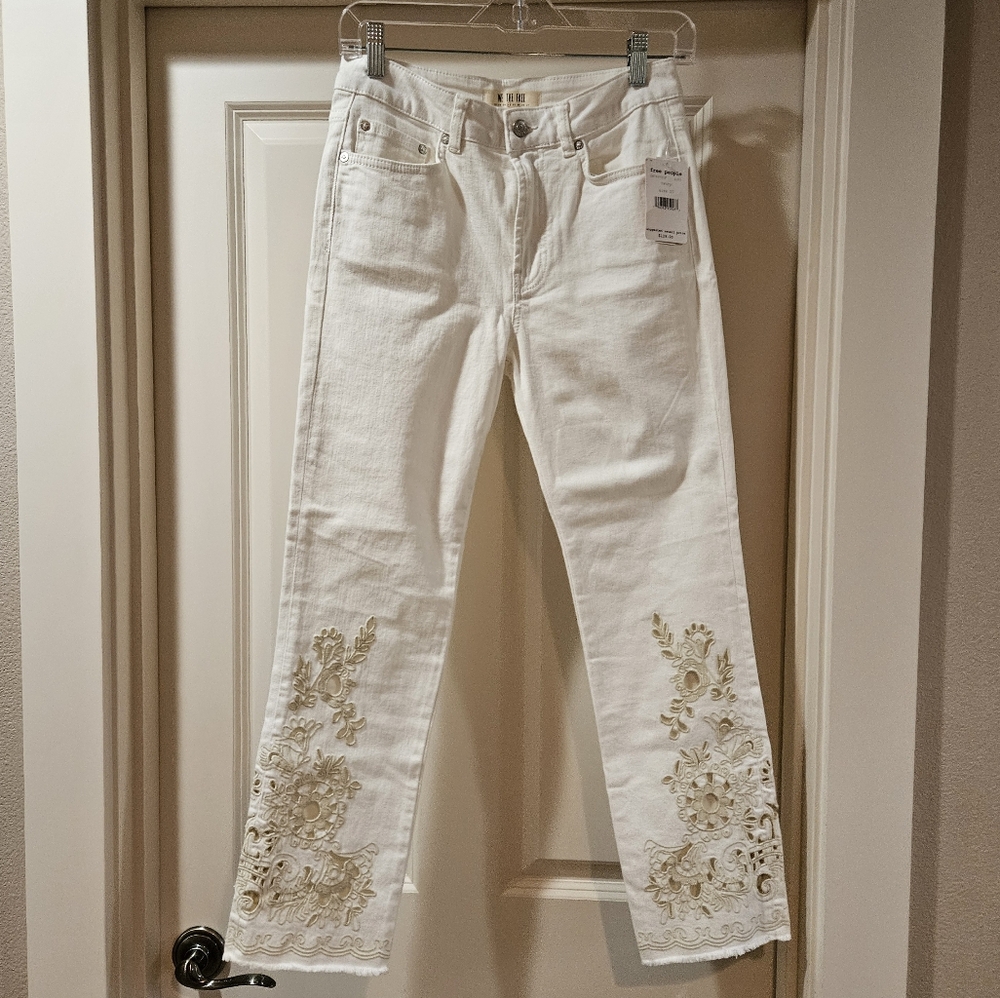 Free People Cutwork Cigarette Leg Jeans High Rise Floral Embroidery Ivory 27 NWT - Picture 15 of 16